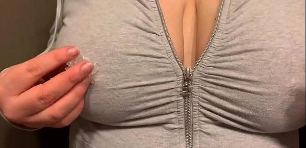  BIG WET TITS TIED AND TUGGED